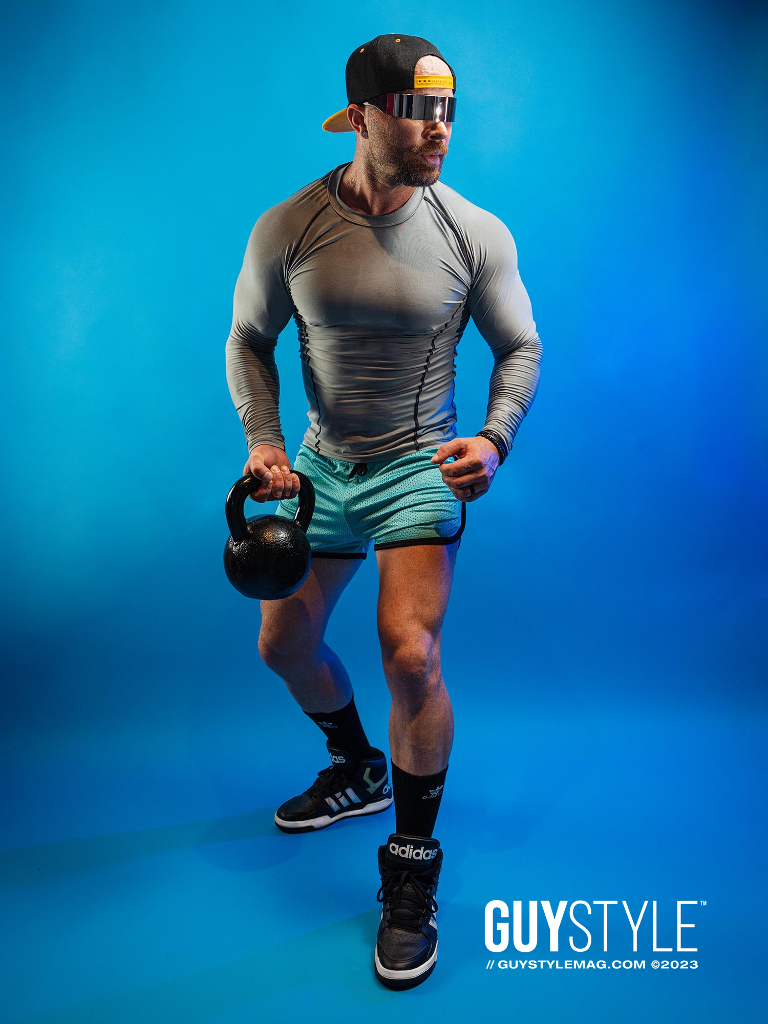 VOLTRX Electric Shaker Bottle: The Perfect Blend for the Stylish Gay Fitness Buff – Product Reviews with Fitness Model Maxwell Alexander