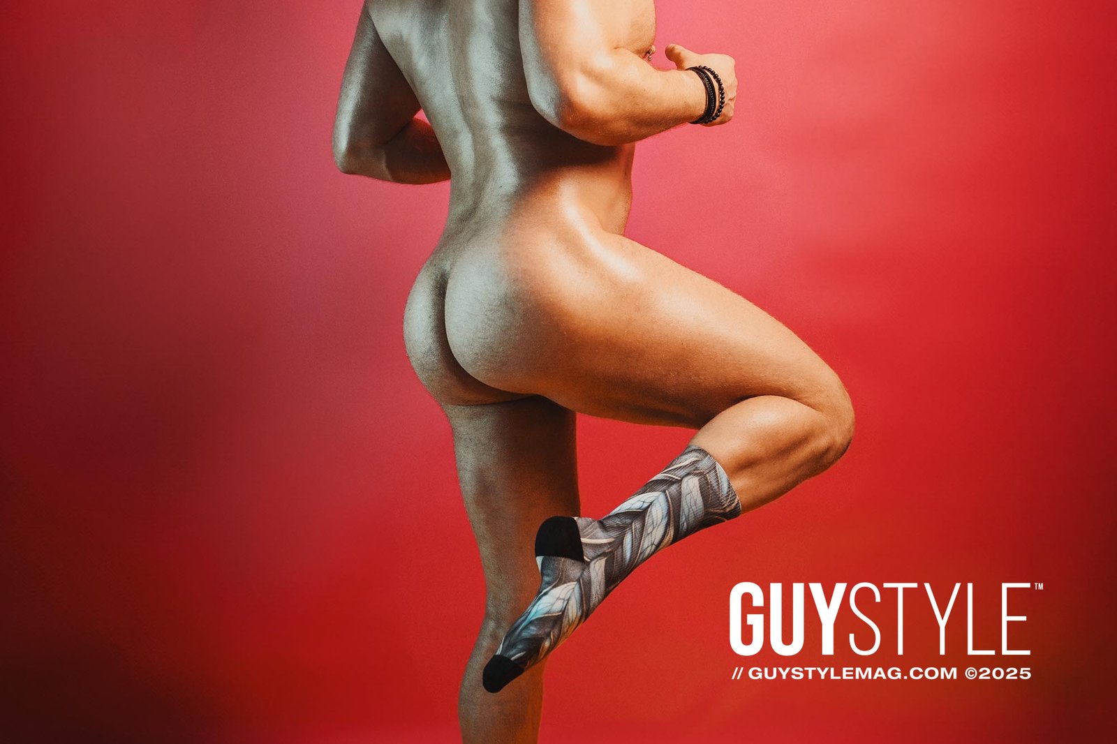 Naked Bodybuilding for Gay Men: A Bold Path to Mental Health, Body Positivity, and Sexual Self-Expression